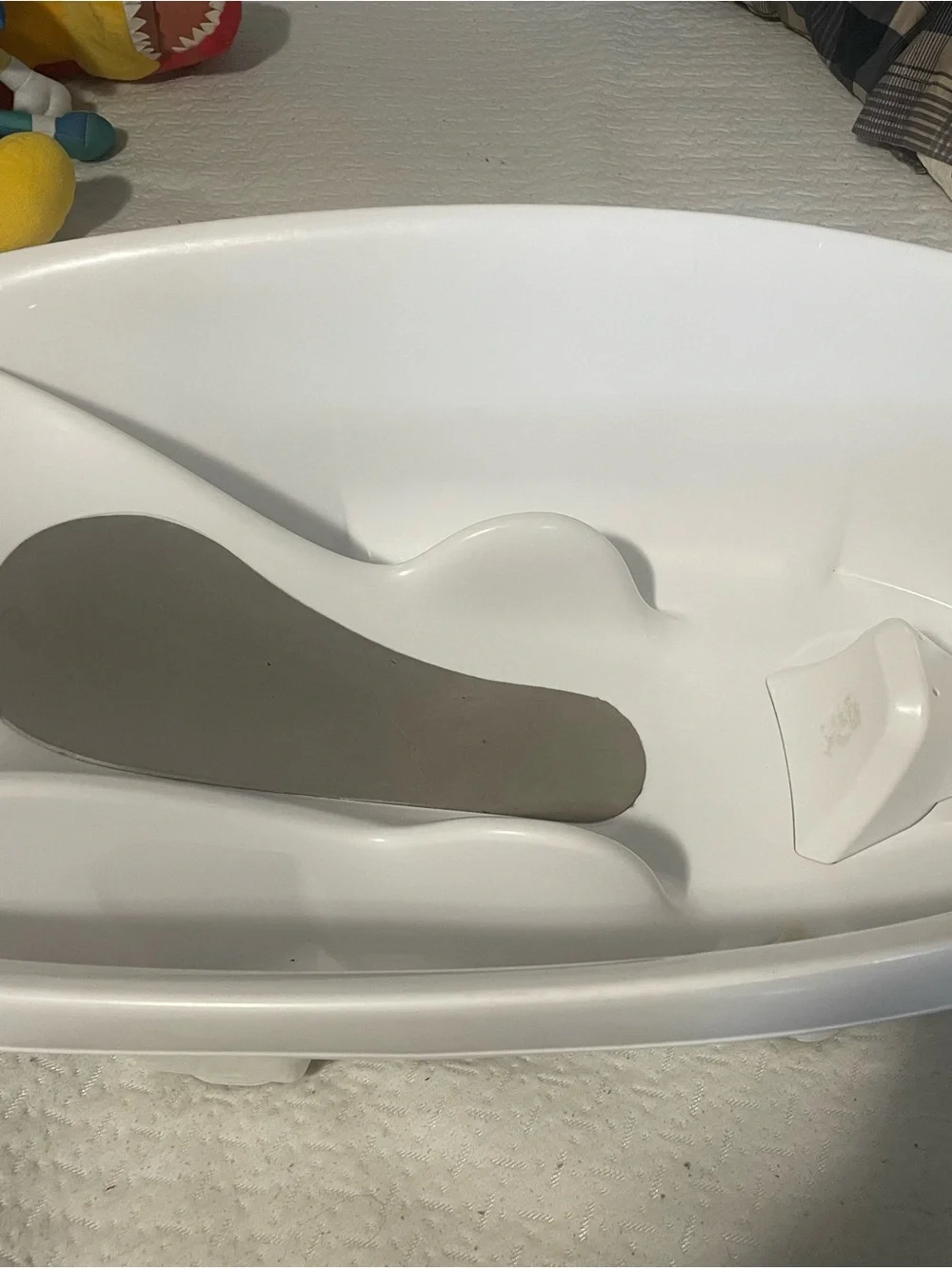 White Baby Bath Tub with Gray Support Pad - Kids Bath